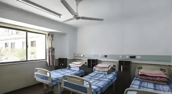冯骥荐电影南京照相馆：没有抒情只有血的事实